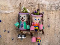 Lustige Dekoration an einer Hauswand